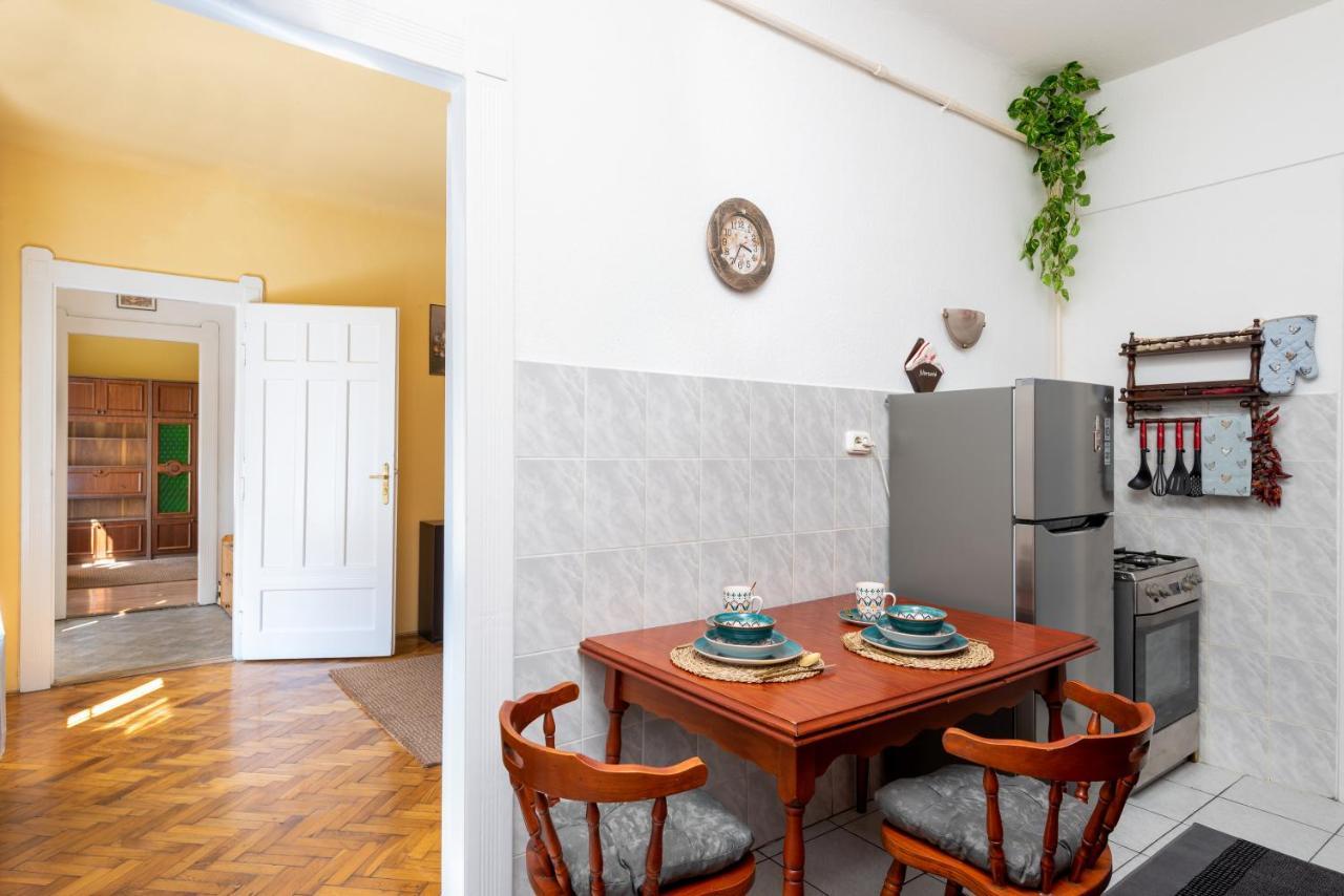 Budapest Central Vintage Apartment Luaran gambar