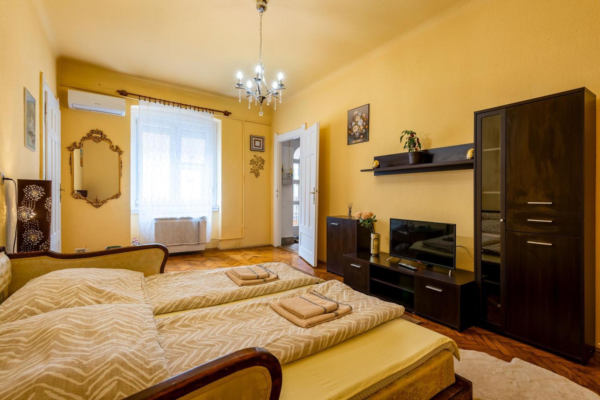 Budapest Central Vintage Apartment Luaran gambar